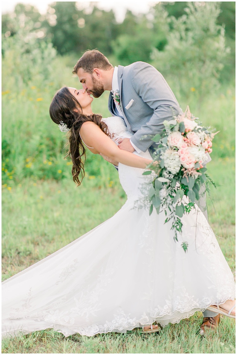 A Grand Rapids, MN August Wedding pic